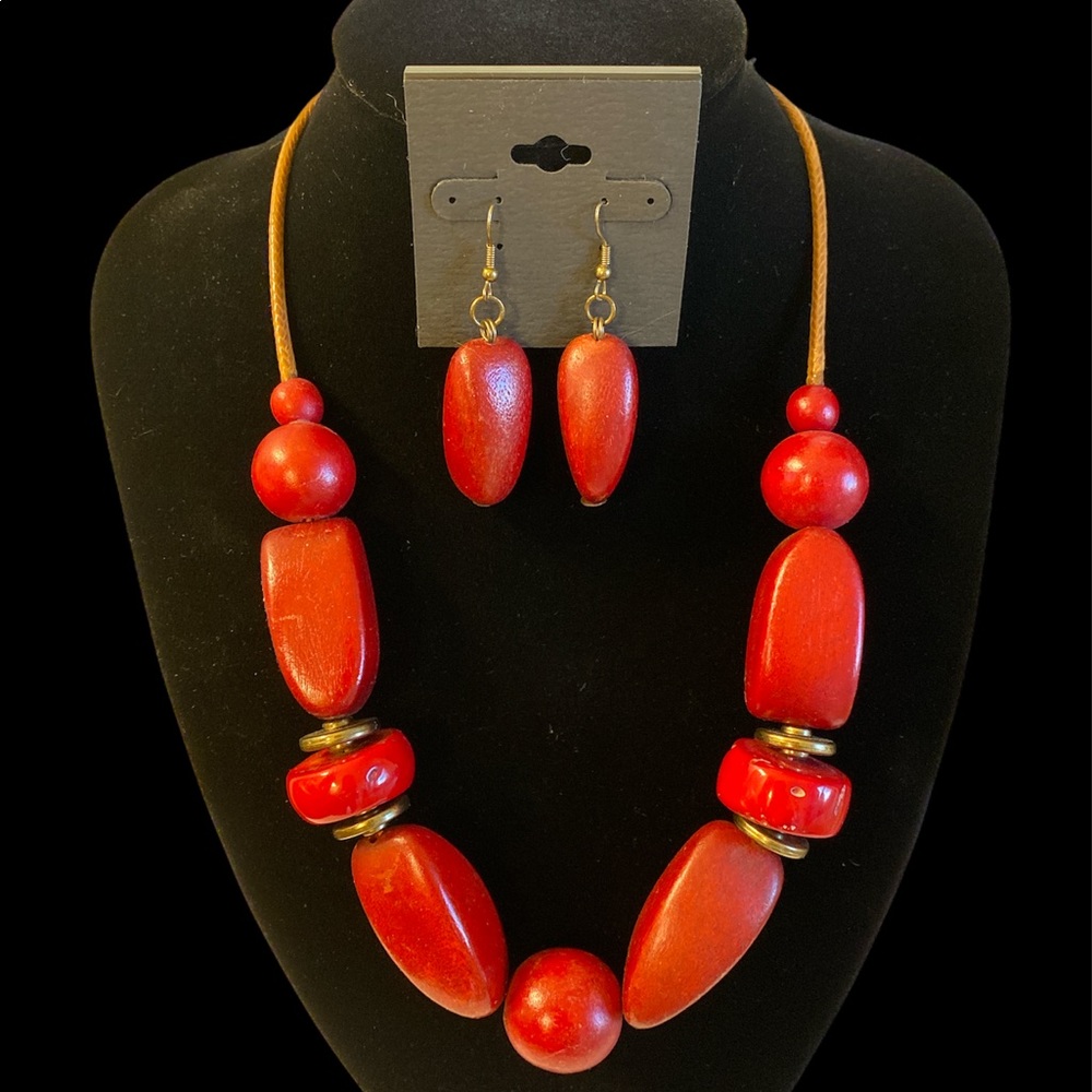 🆕Red/Burgundy Wood/Leather Necklace/Earring Set